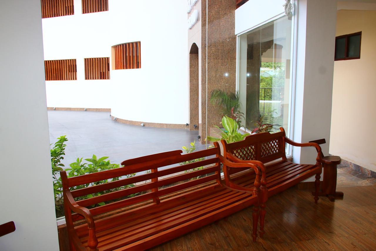 Hotel Sky View Grand Kandy Zewnętrze zdjęcie