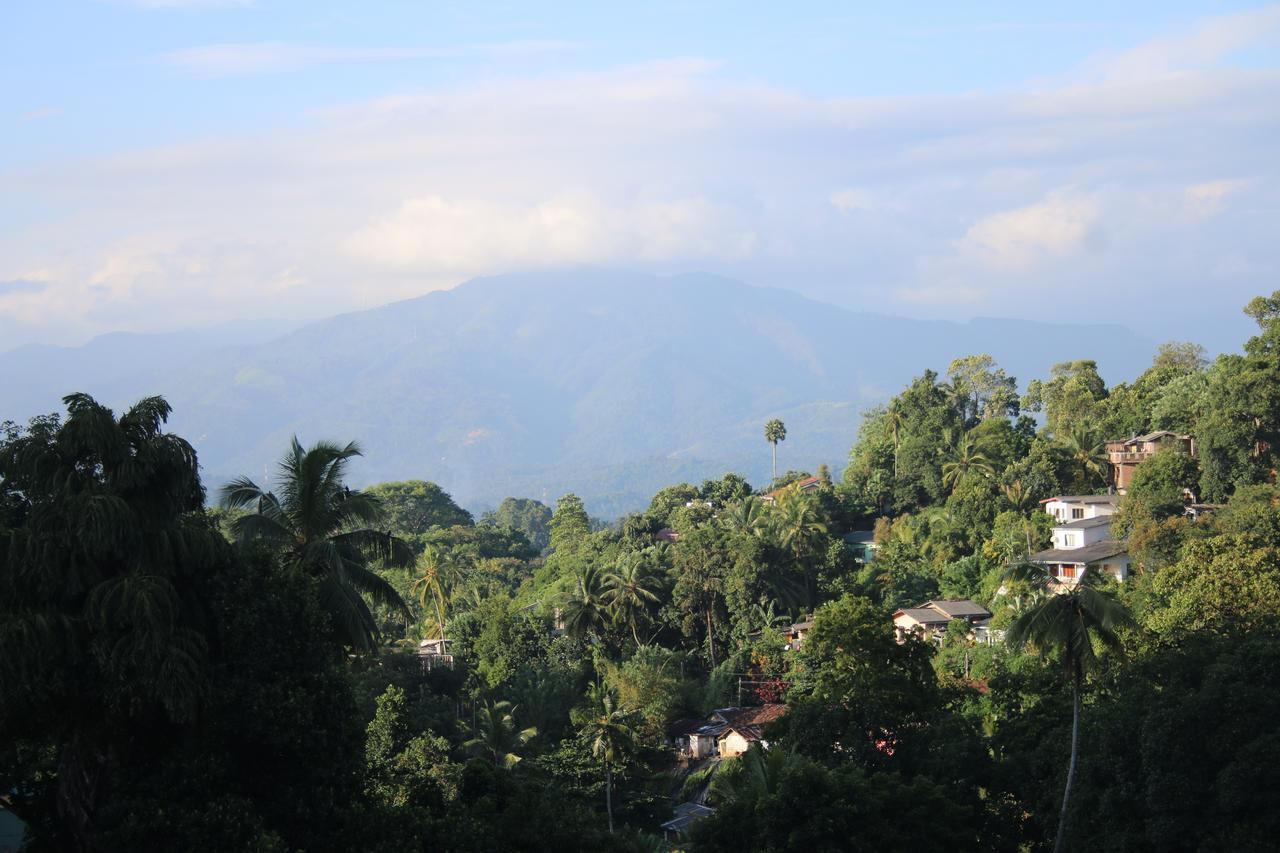 Hotel Sky View Grand Kandy Zewnętrze zdjęcie